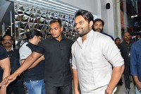 Sai Dharam Tej Launches Sunrisers Hyderabad T Shirt